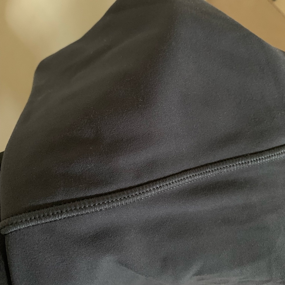 Lululemon Align Crop Dark Carbon - Picture 4 of 4